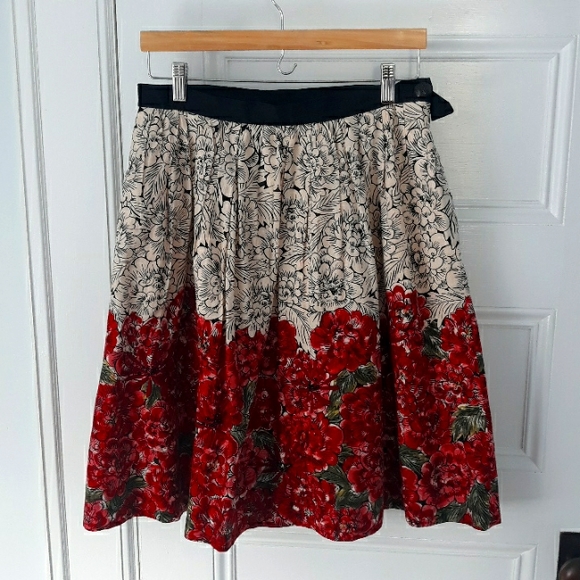 Anthro Mid Creation Skirt pleated Valentine's day! S M - Picture 1 of 13